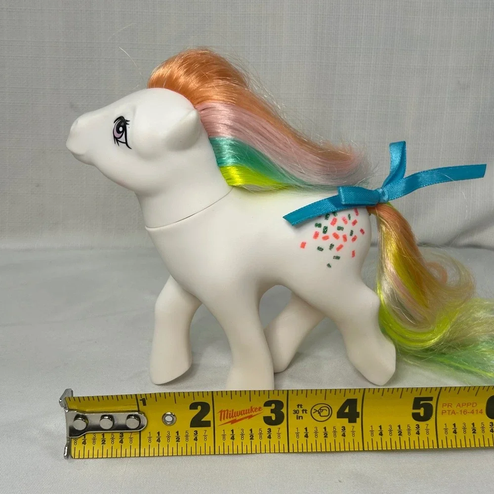 My Little Pony 35th Anniversary Confetti Rainbow Hair White Pony Figure 2018